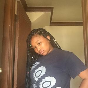 Meet your Posher, Tiera